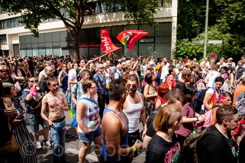 CSD-Parade Berlin 2013: Tausende Teilnehmer, so bunt wie ihre Lebenseinstellung 