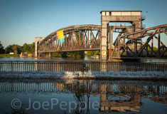 Elbufer in Höhe der Hubbrücke